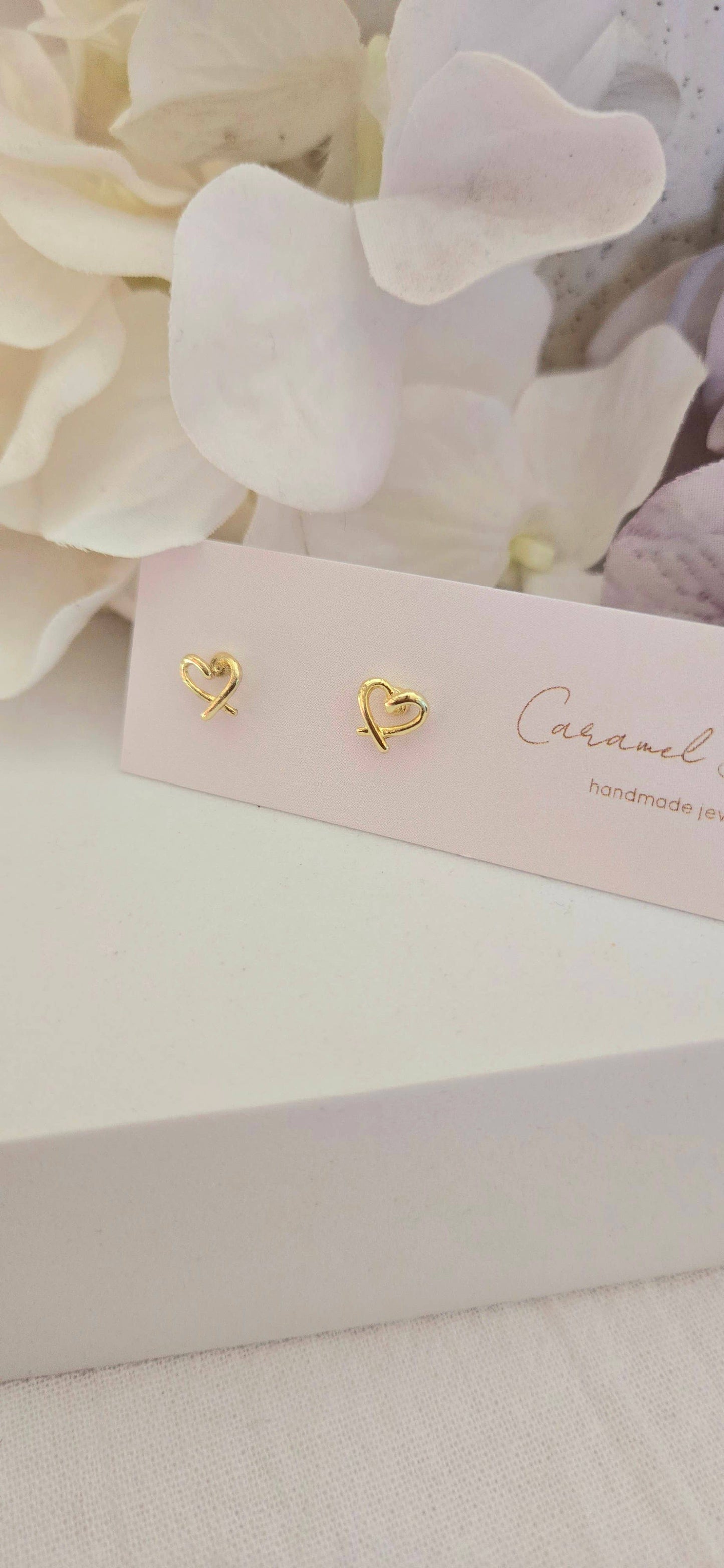 18K Gold Heart Stud Earrings