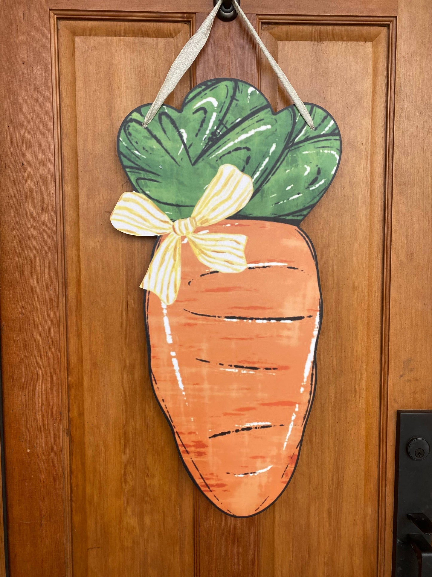 Bow Top Carrot Door Hanger